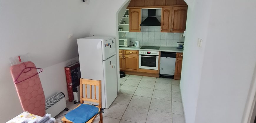 Debrecen-Nagyerdő, egyetemhez közel, Kodály Zoltán utcában lakás kiadó