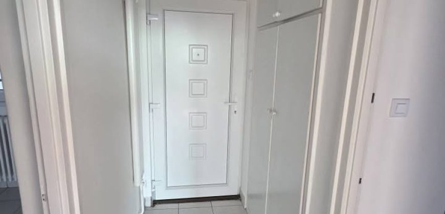 Debrecen, Abszolút belvárosában, Petőfi téren 54 nm lakás eladó