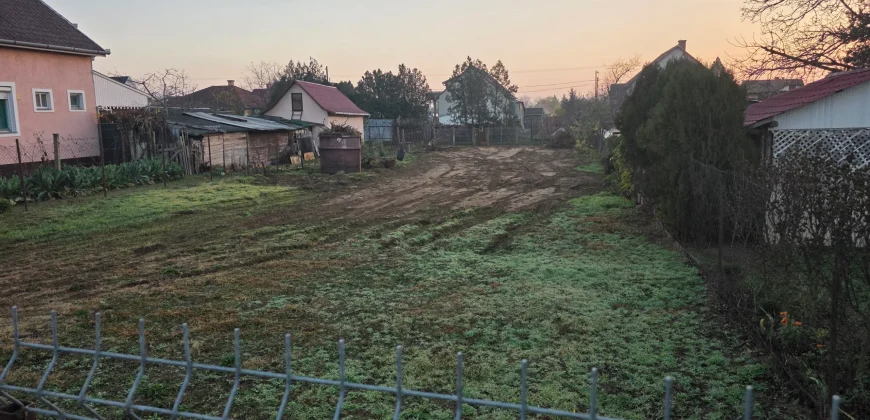 Debrecen Nagybánya lakóparkban, Nagyecsed utcai építési telek eladó