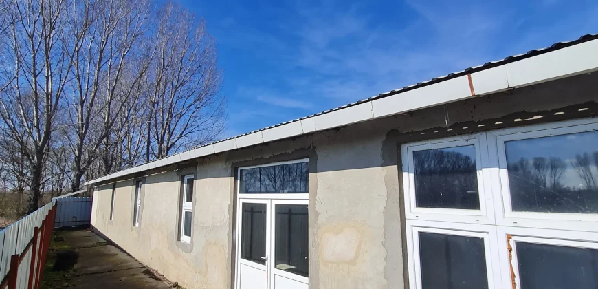 Hajdúsámson, Jánostavadülőn ipari ingatlan kiadó raktárnak, telephelynek