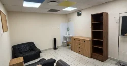Debrecen-Belváros, Hal köz Üzletházban 20 nm-es üzlethelyiség kiadó.