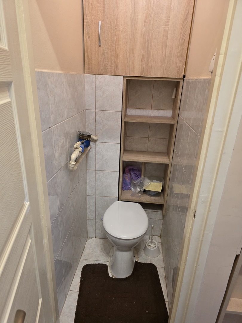 Debrecen, Kassai úti Campushoz közel 2 szobás gázfűtéses lakás eladó.