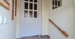 Debrecen-Csapókert, 70 nm-es, bútorozatlan családi ház kiadó