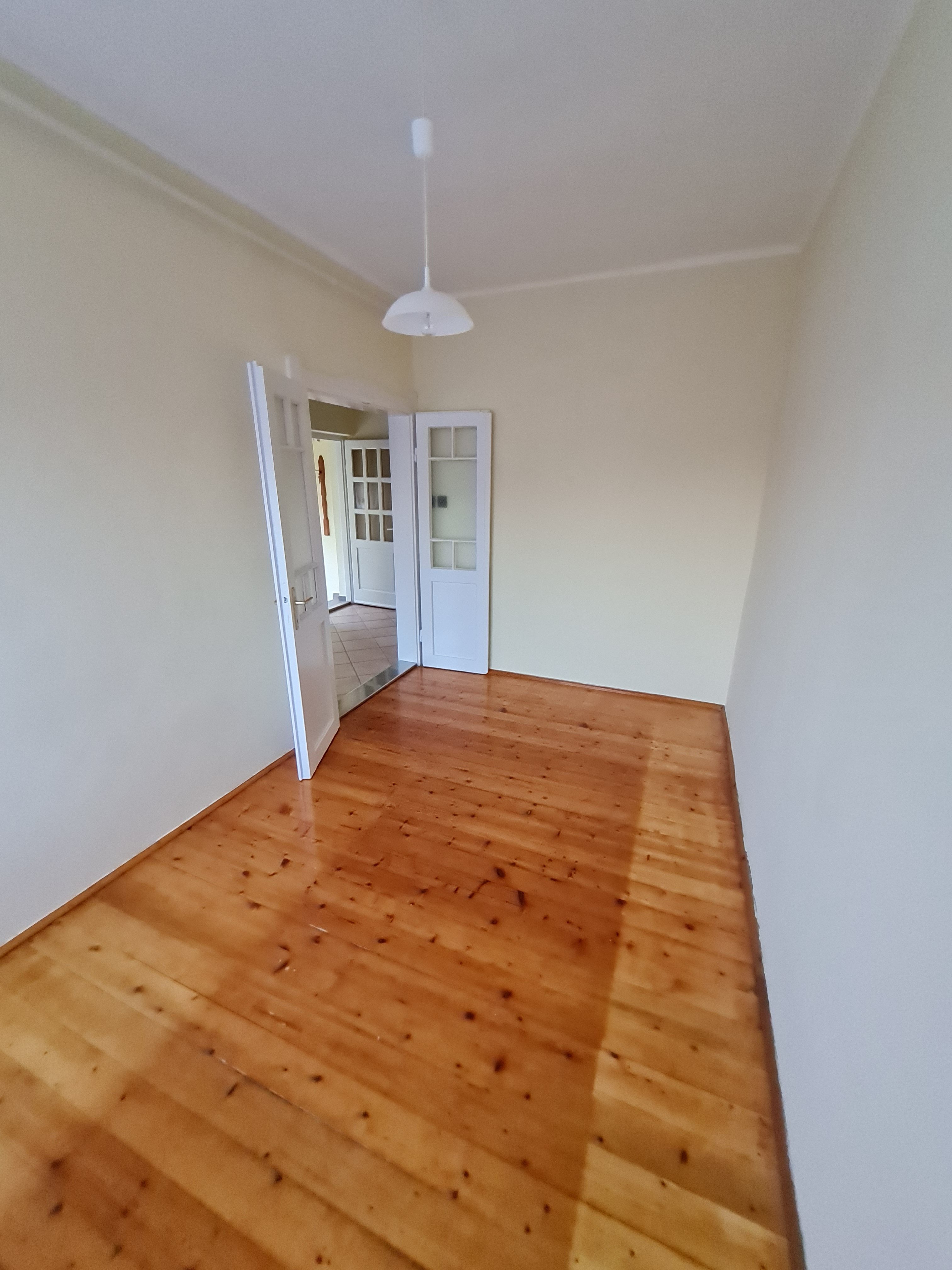 Debrecen-Csapókert, 70 nm-es, bútorozatlan családi ház kiadó