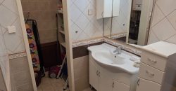 Debreceni Egyetem mellett 87nm, 2 szoba+nappalis, bútorozott szép lakás kiadó.