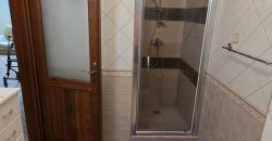 Debreceni Egyetem mellett 87nm, 2 szoba+nappalis, bútorozott szép lakás kiadó.