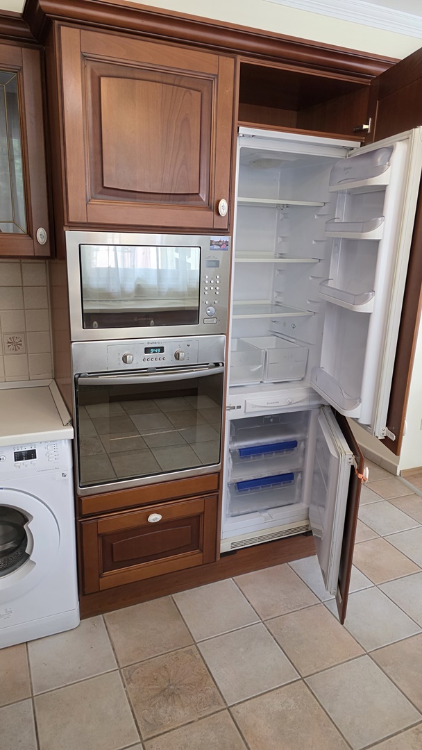 Debreceni Egyetem mellett 87nm, 2 szoba+nappalis, bútorozott szép lakás kiadó.