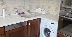 Debreceni Egyetem mellett 87nm, 2 szoba+nappalis, bútorozott szép lakás kiadó.