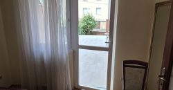 Debreceni Egyetem mellett 87nm, 2 szoba+nappalis, bútorozott szép lakás kiadó.
